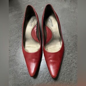 Kenneth Cole Reaction Women's Red Kitten Heels